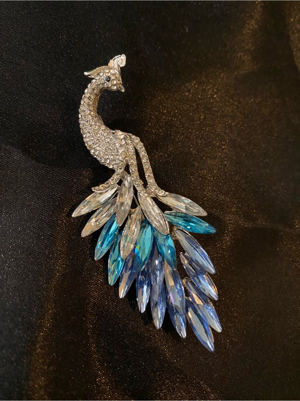 Crystal Peacock Brooch in Blue and Silver - Elegant Women's Jewelry